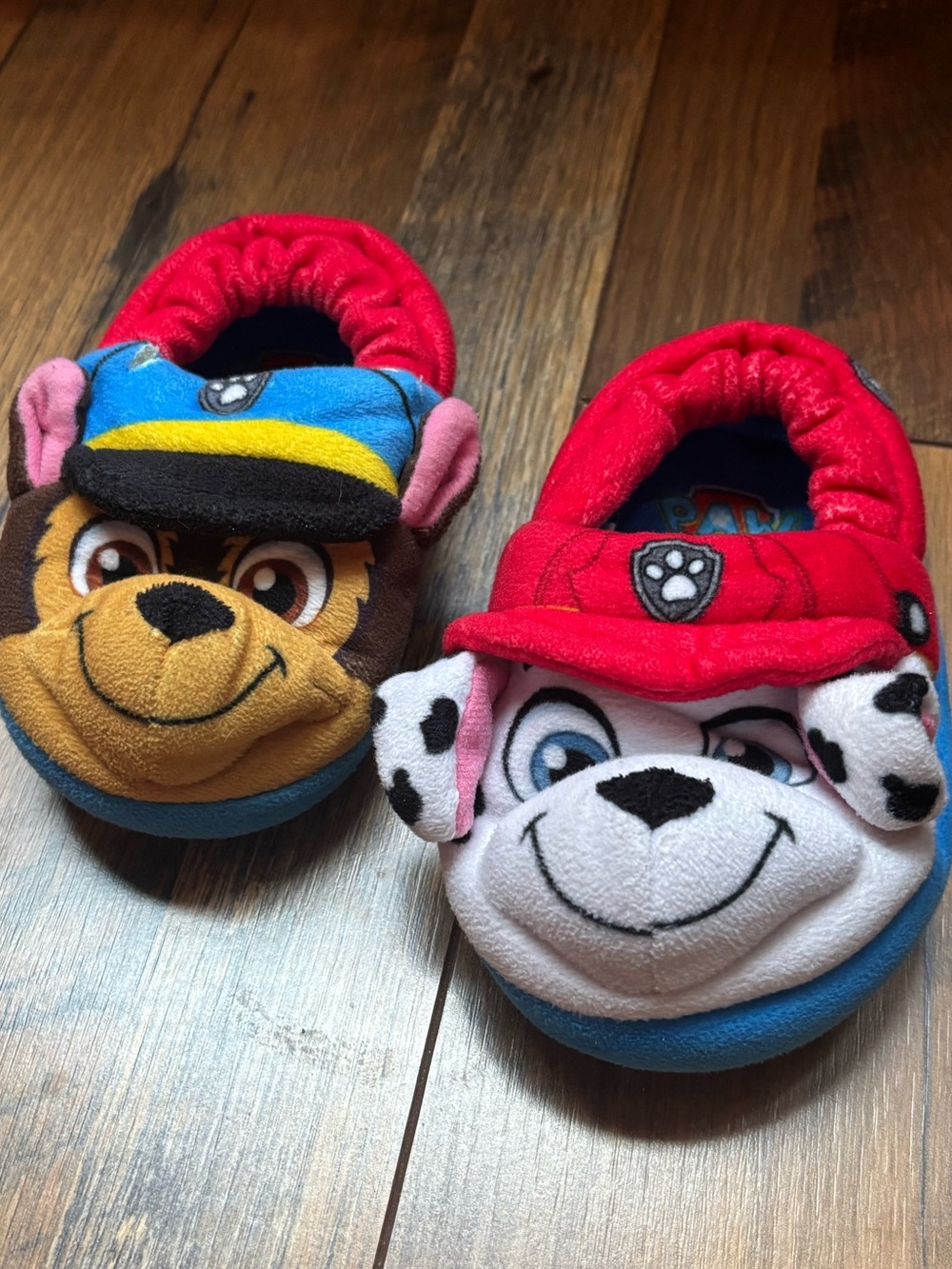 Paw patrol Chase & Marshall slippers toddler size 5/6